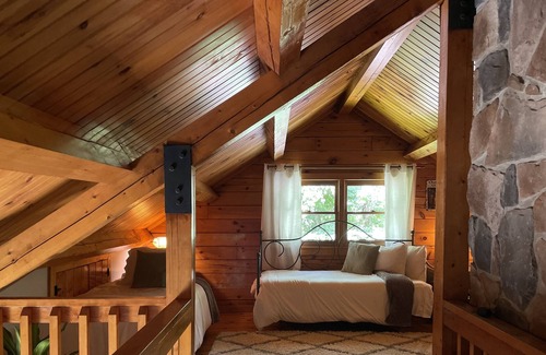 Kabletown Cabin | Cozy Cabin in the Woods