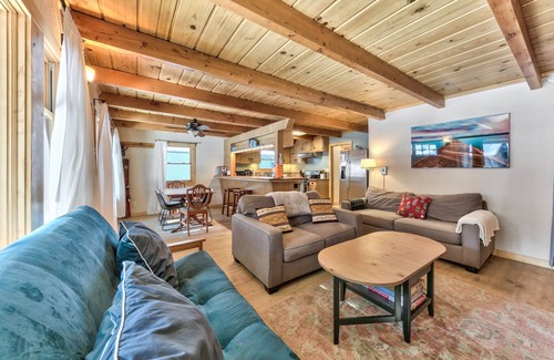 South Lake Tahoe Cabin | Cozy cabin in South Lake Tahoe