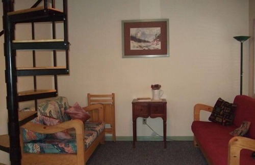 East Glacier Park Village Cabin | Cozy Cabin Minutes from Glacier's Two Medicine Valley