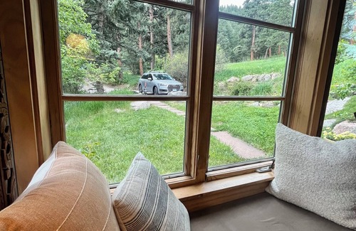 Boulder Cabin | Cozy Cabin Near Boulder with Wildlife and WiFi