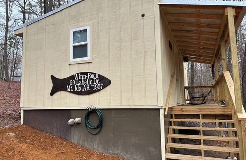 Mount Ida Cabin | Cozy cabin near the beautiful crystal mines of Mount Ida and Lake Ouachita