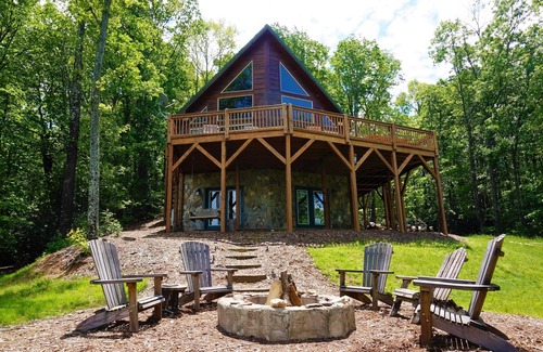 Hays Cabin | Cozy cabin near Wine Country & Parks. Great Hiking & Amazing Views!