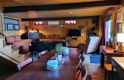 Monticello Cabin | Cozy Cabin on Conroy Lake in Monticello, Maine