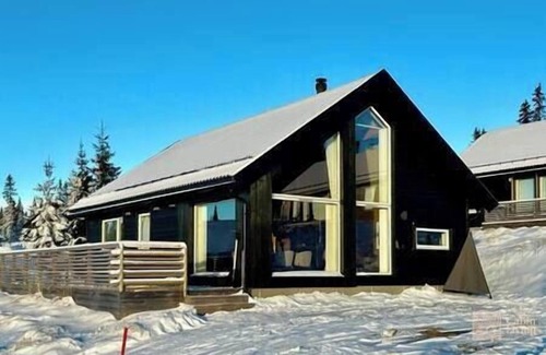 Sjusjoen House | Cozy cabin on Sjusjølia by the trail network/sauna