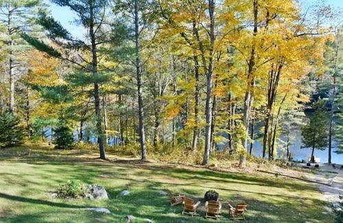 Greater Madawaska Cabin | Cozy Cabin on the water! Close to ski hill and recreational trails.