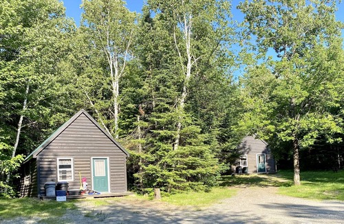 The Forks Cabin | Cozy cabin situated in the woods of Maine