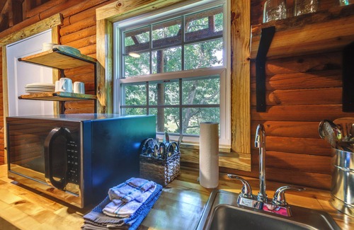 Huntsville Apartment | Cozy Cabin w/Direct ATV Trail Riding & Mtn Views!