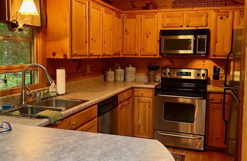 Aska Cabin | Cozy Cabin w/great views, and close to Aska hiking trails!- Blue Ridge