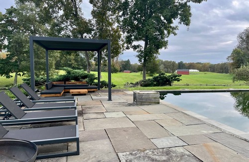 Staatsburg House | Cozy Cabin w/Heated Pool, Hot Tub and Open Fields