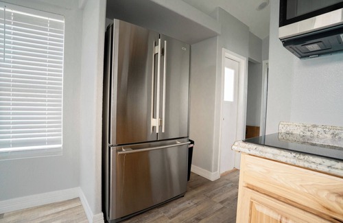 Brazoria Cabin | Cozy cabin with 1 bedroom and WiFi, AC in charming Brazoria