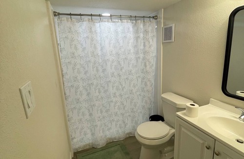Azle Cabin | Cozy cabin with 1 bedroom and WiFi, AC & located on 40 acres with great views.
