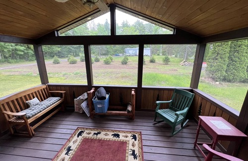 Broadalbin Cabin | Cozy cabin with 165ft private beach area - on The Great Sacandaga Lake.