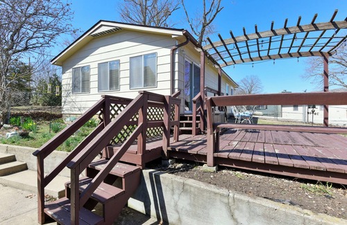 Shell Knob Cabin | Cozy cabin with boat trailer parking in charming Shell Knob