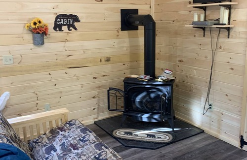 Abbot Cabin | Cozy cabin with direct atv/snowmobile trail access