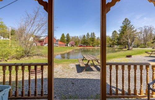 Mifflinburg House | Cozy Cabin4 Within Campground