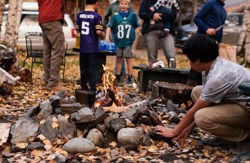 Wasilla Ski Chalet | Cozy Cabins - Alaskan Getaways