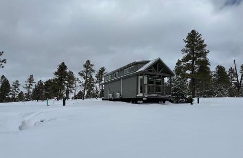 Williams Ski Chalet | Cozy Cabins With Mountain View 7A