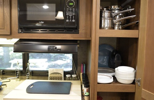 Durants Neck House | ~Cozy Camper~Fast Wi-Fi~Comfy Bed~Fire Pit~NEW Wash Shed~Near Croquet Club