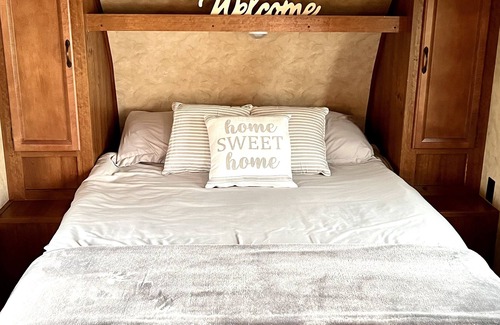 Fidelity House | Cozy Camper in quiet campground!