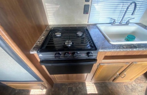 Pulaski House | Cozy Camper near the DESIRED Sportsman's Pool!