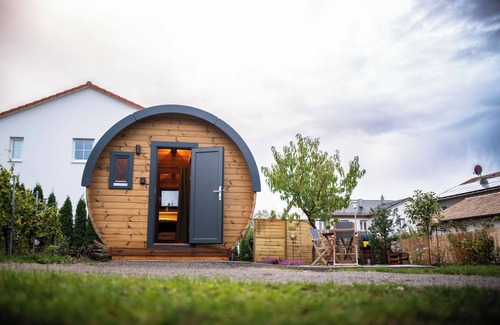 Sommerhausen Apartment | Cozy camping barrel