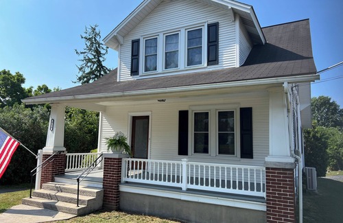 Hummelstown House | Cozy Cape Cod Home 4 Miles to Hershey Attractions