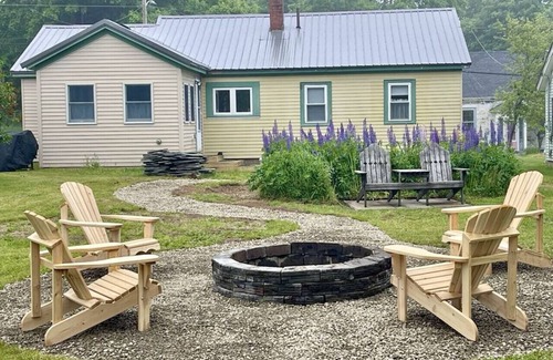 Eastport House | Cozy Capen Cottage— easy access to downtown Eastport