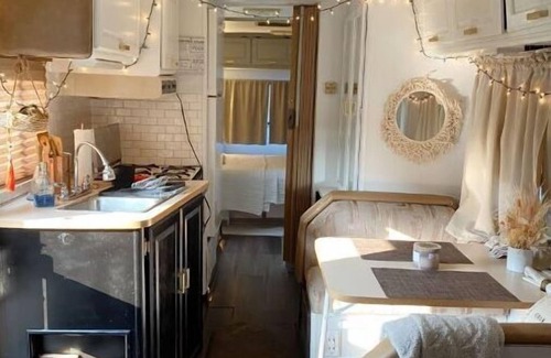 Astoria Heights House | Cozy caravan located in Astoria