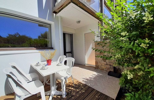Carnac Apartment | Cozy Carnac Studio with Pool Access, Near Beach & Thalassotherapy