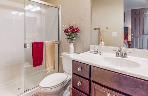 Flagstaff House | Cozy Casita with private patio, high-speed internet and cable