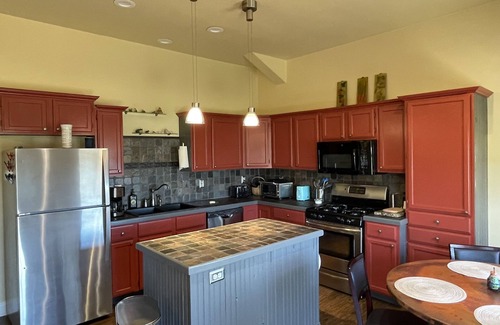 Sherman House | Cozy Casita with spectacular view of the sunset