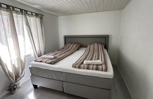 Jorpeland Apartment | Cozy Central Apartment- Pulpit-R