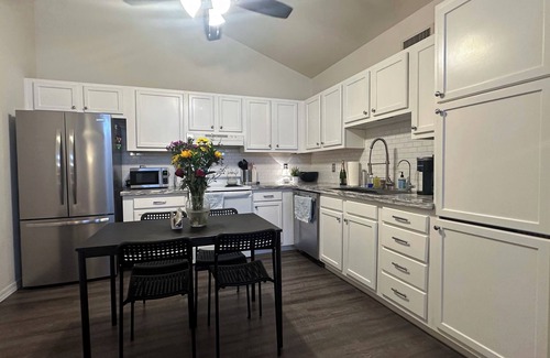 Mesa Grande House | Cozy Central Mesa/Tempe Gem. Minutes from Cubs Stadium, ASU & Tempe Marketplace!