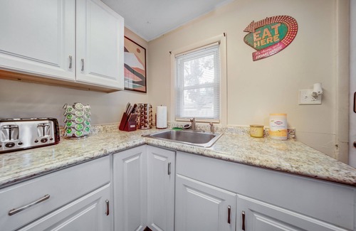 Cleveland House | Cozy Chalet Bungalow in West Park - Cleveland