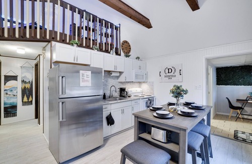 Tobyhanna Ski Chalet | Cozy Chalet/Firepit/Game Loft/Pool Table