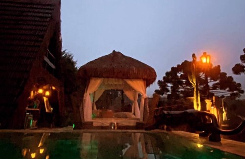 Jardim Andira Ski Chalet | Cozy chalet in Campos do Jordão with heated Jacuzzi