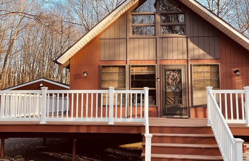 Briar Crest Woods Ski Chalet | Cozy Chalet