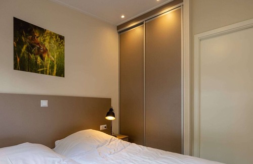 Bosgebied Hoenderloo House | Cozy chalet with a jetty nearby De Veluwe