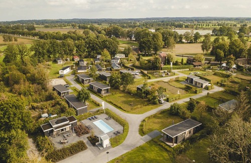 Municipality of Rijssen-Holten House | Cozy Chalet with Garden