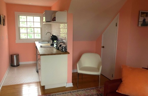 West Cape May Apartment | Cozy Chambourcin Cottage at Willow Creek Winery