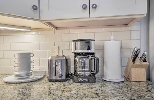 Chapel Hill Condo | Cozy Chapel Hill Condo ~ 2 Mi to UNC & Dtwn!