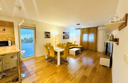 Bar Condo | Cozy charming 2-bedroom, perfect for families, with AC, WiFi in terrific Bar