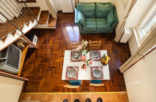 Salario Apartment | Cozy Charming Quiet Studio a few meters from Villa Borghese - a/C, Wifi, TV SaT