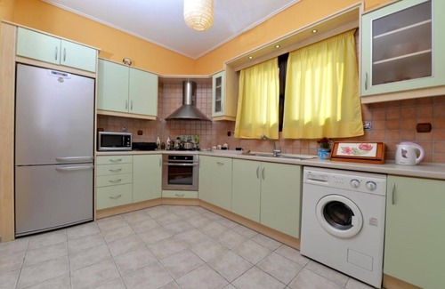 Psarou Villa | Cozy, charming villa for families and friends located in crystal blue Zakynthos.