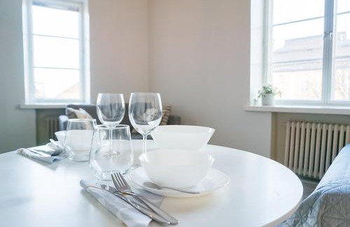Keskinen District Apartment | Cozy City Studio by tram and bus stops