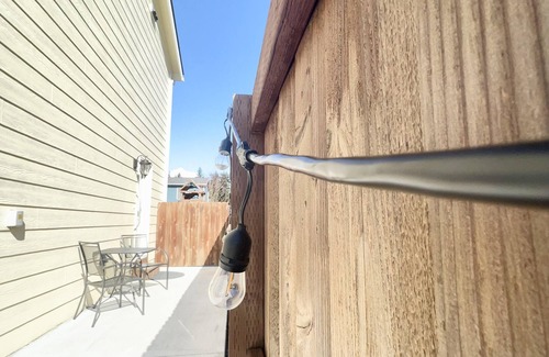 Mendenhall Valley Apartment | Cozy & Clean 1 Bedroom Apartment - Free Parking
