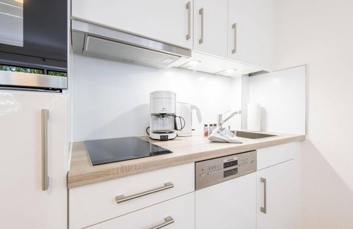 Westerland Apartment | Cozy. Close to the beach. Quiet. - House Nordhedig