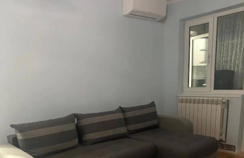 Cugir Apartment | Cozy Comforts aprt in Cugir