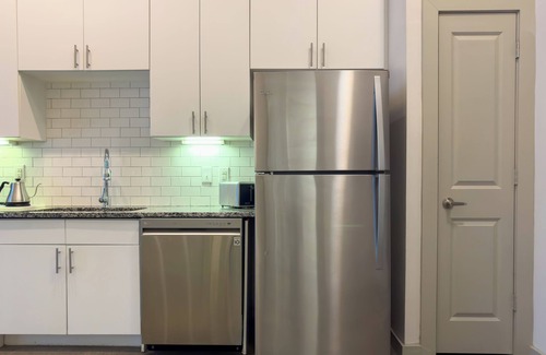 East Cesar Chavez Apartment | Cozy condo in Austin short walk to Convention Center