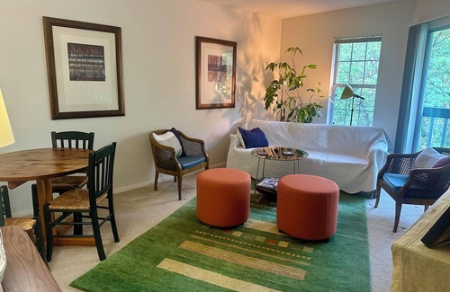 Parole Apartment | Cozy Condo Near City Dock - Your Perfect Annapolis Getaway!